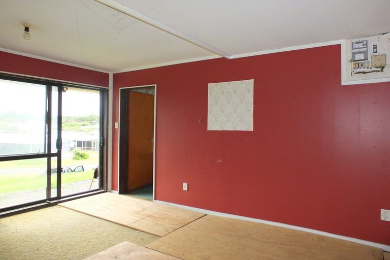 Photo of property in 8 Signal Street, Foxton Beach, Foxton, 4815