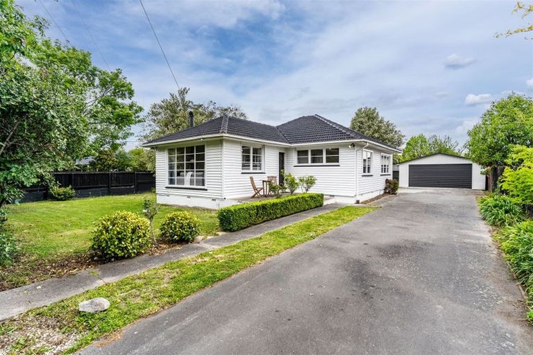 Photo of property in 21 Wayside Avenue, Burnside, Christchurch, 8053