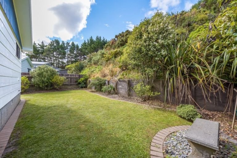 Photo of property in 20 Kaitangata Crescent, Kelson, Lower Hutt, 5010