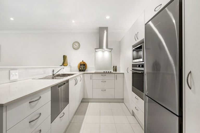 Photo of property in 114/112 Carmichael Road, Bethlehem, Tauranga, 3110