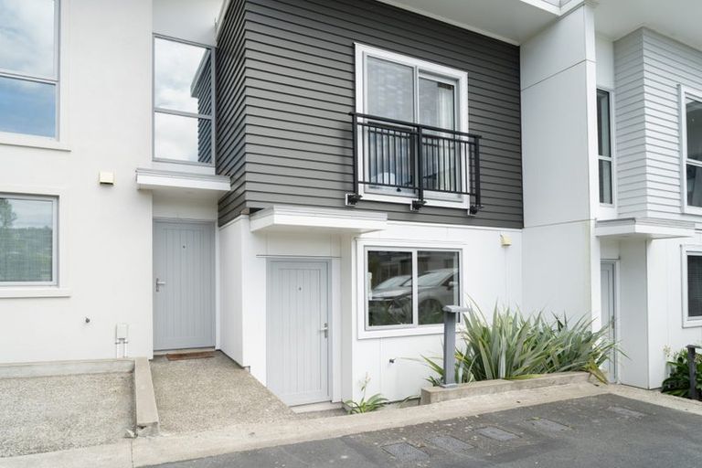 Photo of property in 8/32 Dr Taylor Terrace, Johnsonville, Wellington, 6037