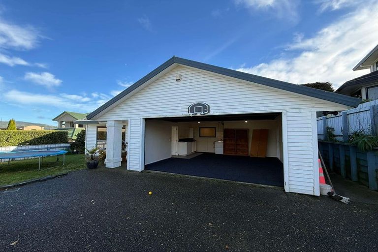 Photo of property in 10 Cabbage Tree Grove, Woodridge, Wellington, 6037