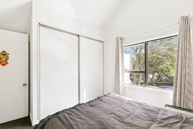 Photo of property in 8/6 Kaikoura Street, Maupuia, Wellington, 6022