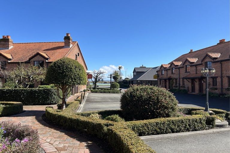 Photo of property in 5/6 Quiet Woman Way, Monaco, Nelson, 7011