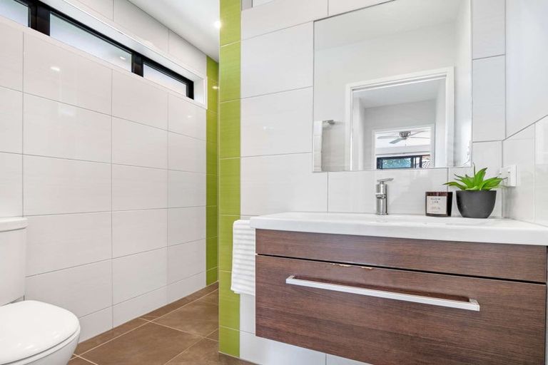 Photo of property in 49 Palm Springs Boulevard, Papamoa Beach, Papamoa, 3118