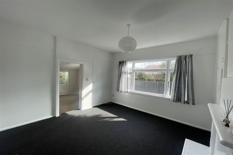 Photo of property in 13 Goldsmith Place, Waltham, Christchurch, 8023