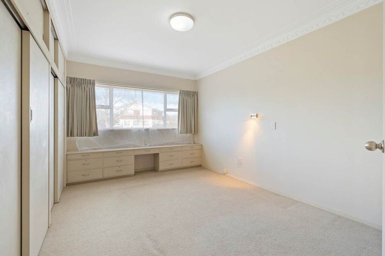 Photo of property in 5 The Anchorage, Sunnyhills, Auckland, 2010