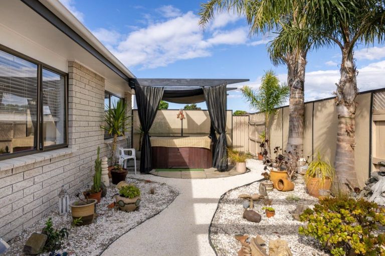Photo of property in 44a Gobray Crescent, Mount Maunganui, 3116