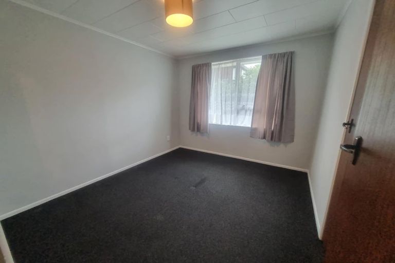 Photo of property in 2/156 Knights Road, Hutt Central, Lower Hutt, 5011