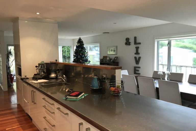 Photo of property in 157 Campbell Street, Karori, Wellington, 6012