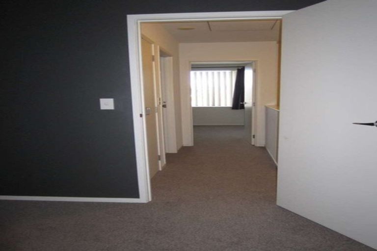 Photo of property in 5 Opito Way, East Tamaki, Auckland, 2013