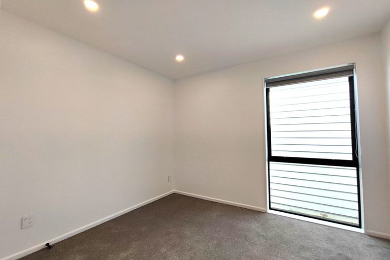 Photo of property in 21 Biokovo Street, Massey, Auckland, 0614