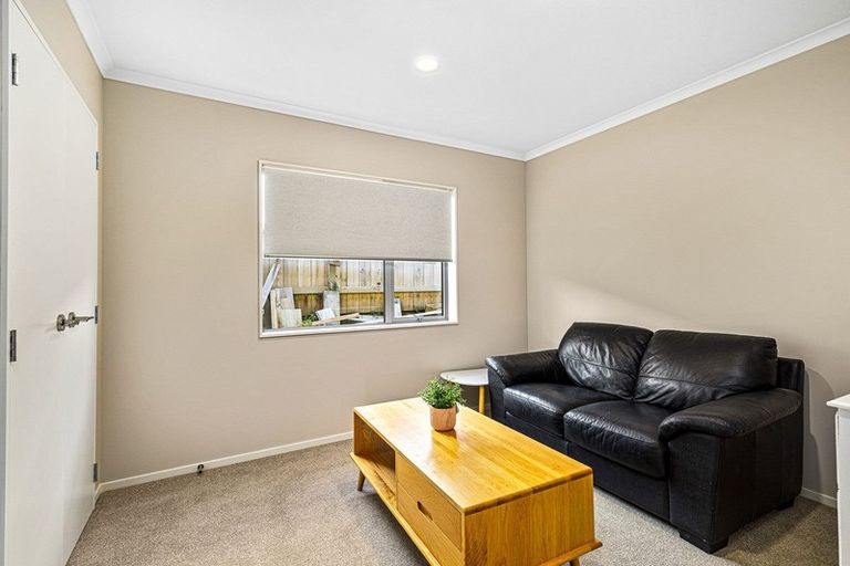 Photo of property in 95 Harris Drive, Silverdale, 0932