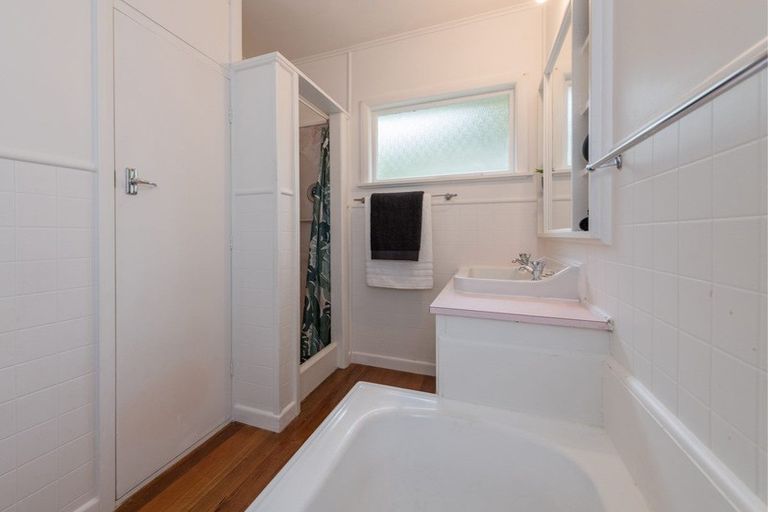 Photo of property in 19 Rangiora Terrace, Tahunanui, Nelson, 7011