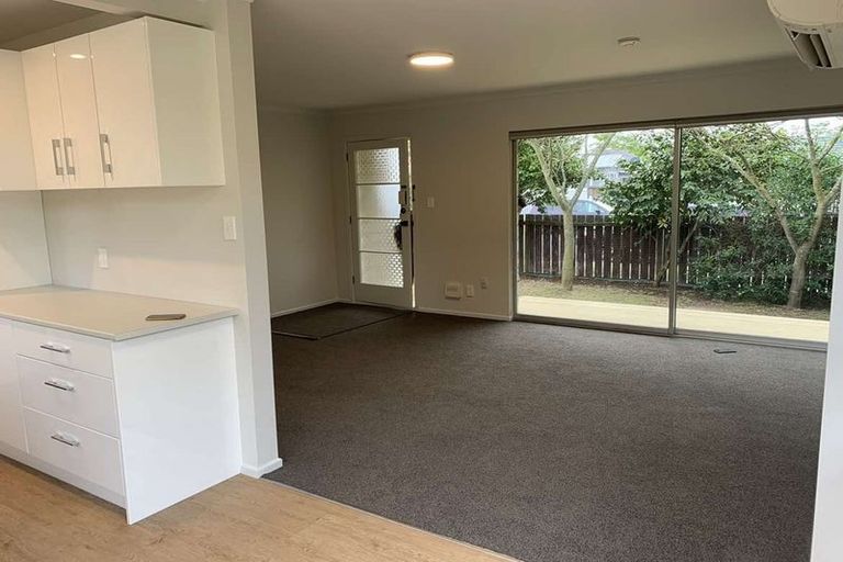 Photo of property in 185 Pacific Road, North New Brighton, Christchurch, 8083