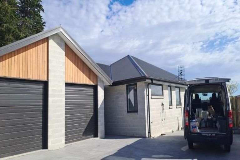 Photo of property in 61 Mehrtens Crescent, Woodend, 7691