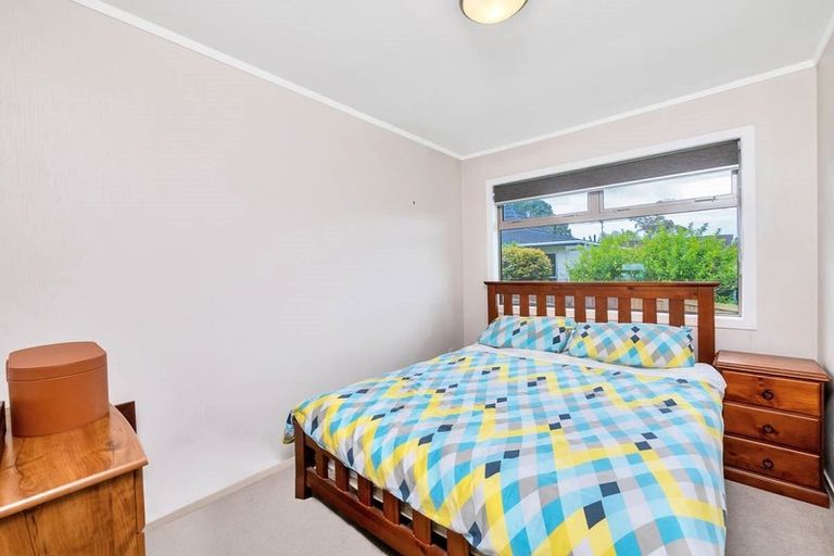 Photo of property in 22 Scarlock Avenue, Browns Bay, Auckland, 0630