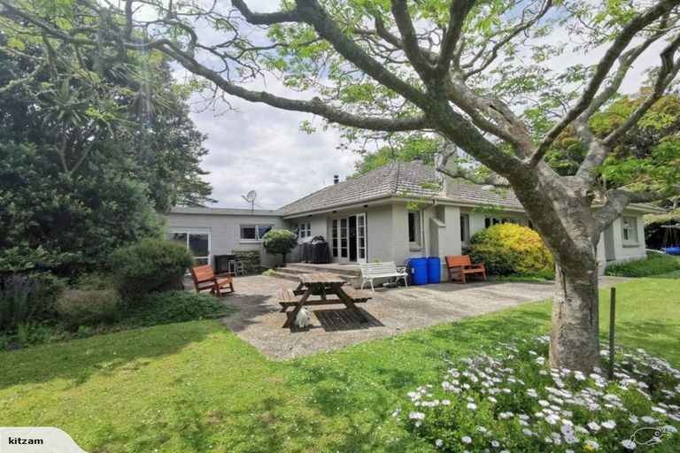 Photo of property in 205 Maunga Road, Pukeatua, 3880
