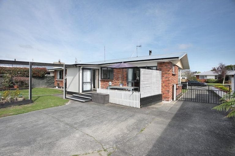 Photo of property in 15 Kennedy Avenue, Feilding, 4702