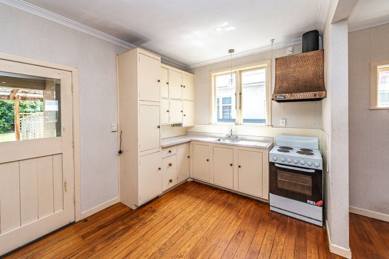 Photo of property in 18 Seddon Street, Aramoho, Whanganui, 4500