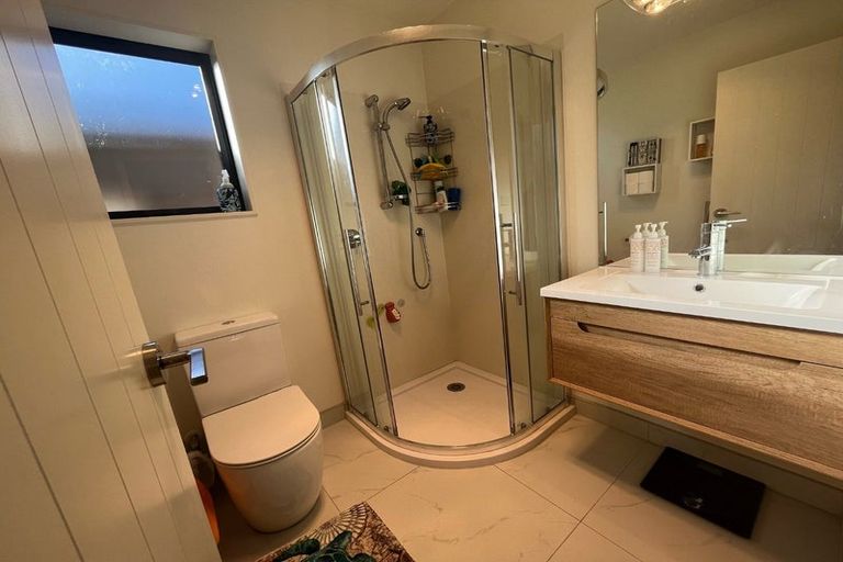 Photo of property in 14 Farmland Road, Papakura, 2110