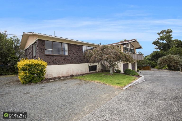 Photo of property in 9 Tauraroa Road, Maungakaramea, Whangarei, 0178