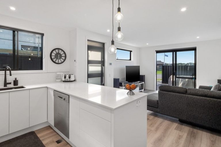 Photo of property in 6 Litsea Way, Papamoa Beach, Papamoa, 3118