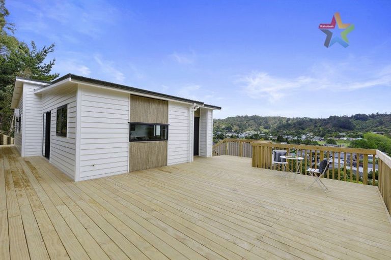 Photo of property in 3 Te Ara O Tahumate, Stokes Valley, 5019