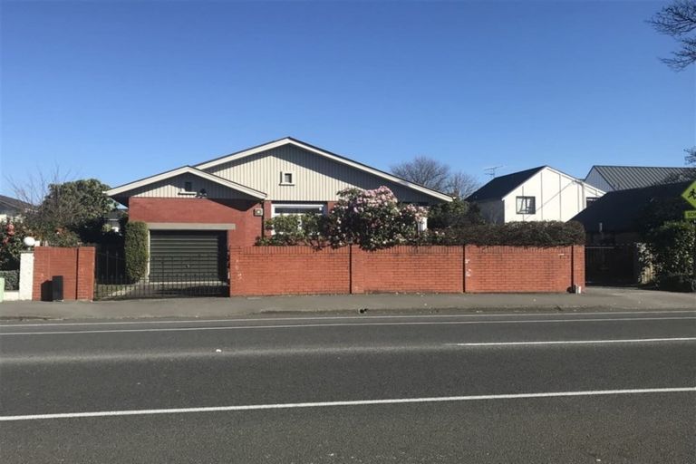 Photo of property in 53 Papanui Road, Merivale, Christchurch, 8014