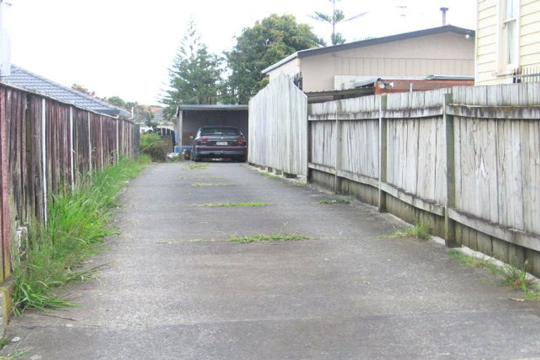 Photo of property in 1/77 Park Avenue, Papatoetoe, Auckland, 2025