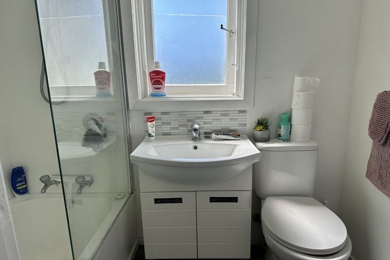 Photo of property in 43 Surrey Street, Caversham, Dunedin, 9012