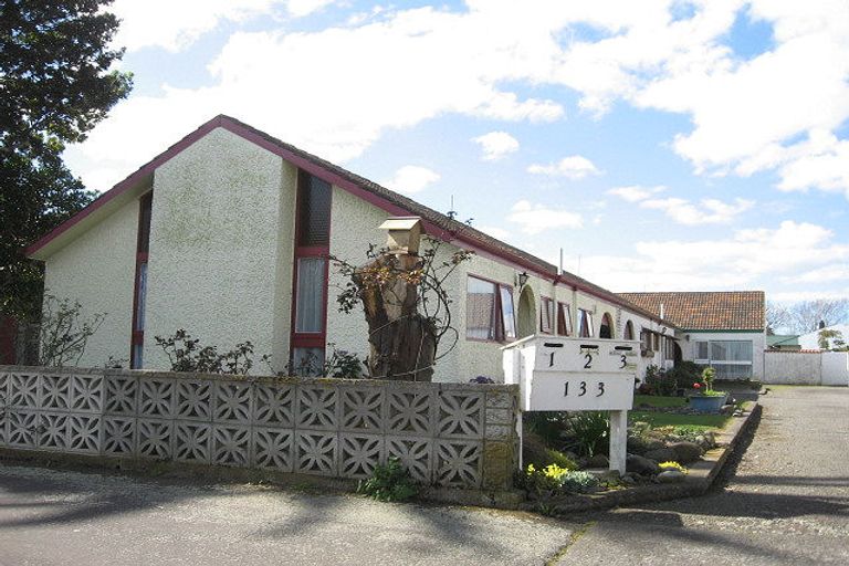 Photo of property in 1/133 Cook Street, West End, Palmerston North, 4410