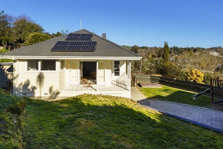 Photo of property in 37 Joll Road, Havelock North, 4130