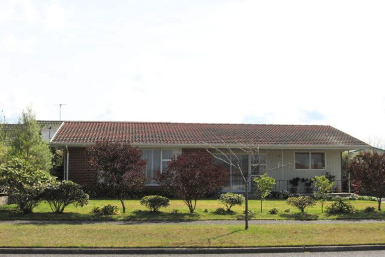 Photo of property in 3 Hilda Street, Fenton Park, Rotorua, 3010