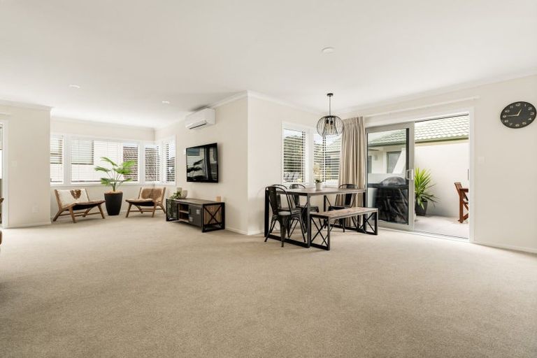 Photo of property in 7b Victoria Road, Mount Maunganui, 3116