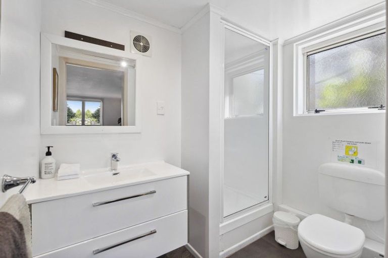 Photo of property in 22 Sunset Street, Hilltop, Taupo, 3330