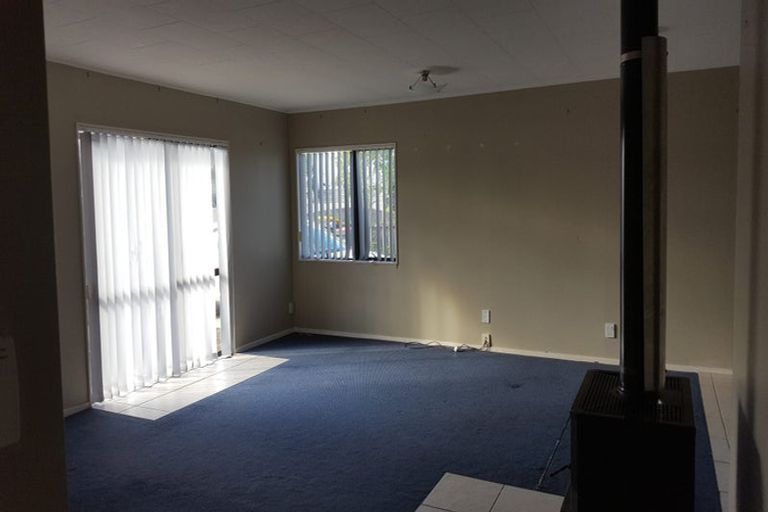 Photo of property in 6 Rhine Place, Weymouth, Auckland, 2103