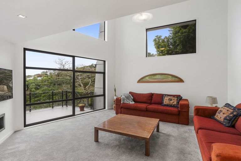 Photo of property in 35 Major Aitken Drive, Huntsbury, Christchurch, 8022