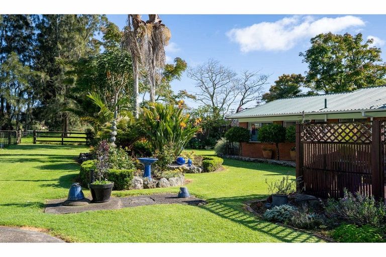 Photo of property in 2487 State Highway 10, Waipapa, Kerikeri, 0295