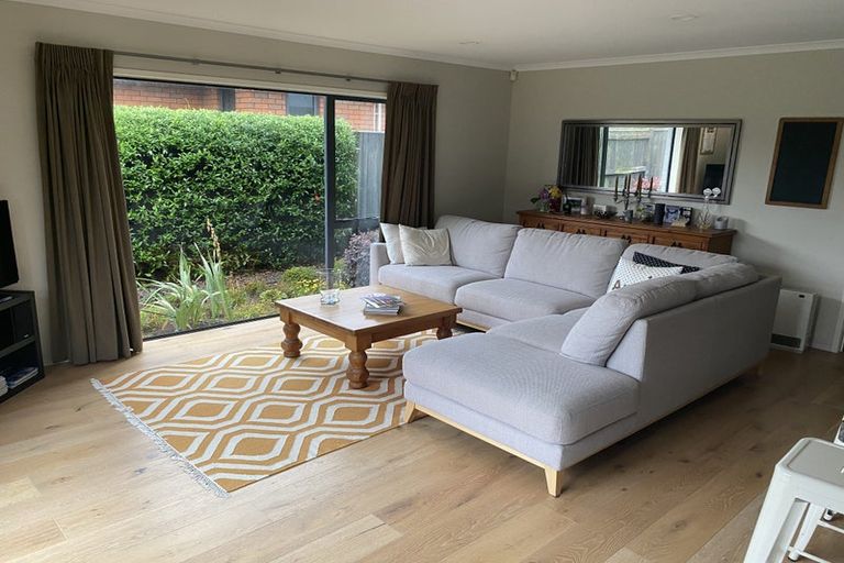 Photo of property in 11 Marlin Terrace, Bell Block, New Plymouth, 4312