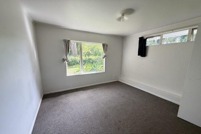 Photo of property in 1/114 Verran Road, Birkdale, Auckland, 0626