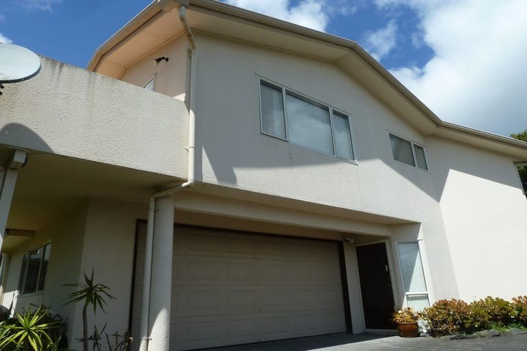 Photo of property in 31 Bronzewing Terrace, Unsworth Heights, Auckland, 0632