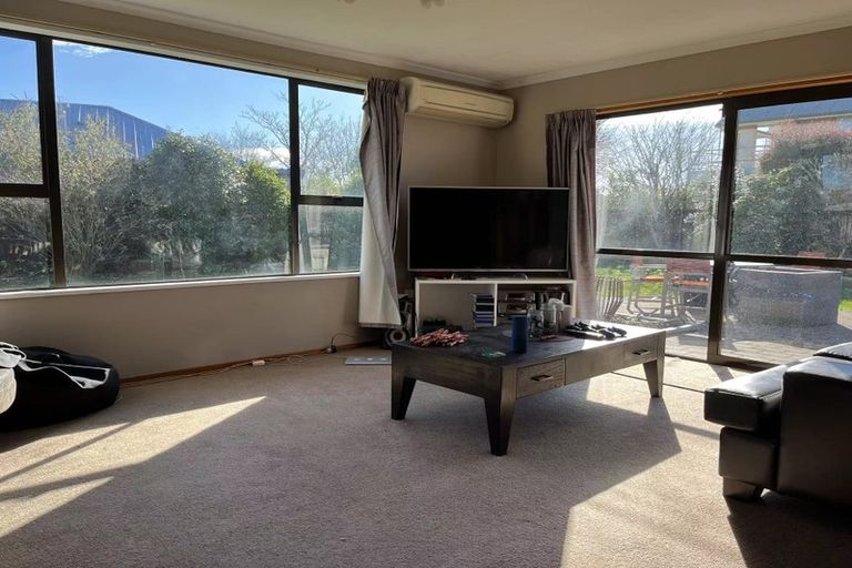 Photo of property in 14 Nepal Place, Burnside, Christchurch, 8053