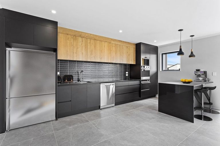 Photo of property in 4/33 Nugget Avenue, Hobsonville, Auckland, 0616