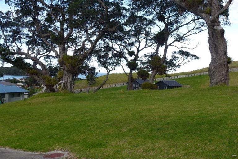 Photo of property in 9 Ongutukura Way, Oakura, Hikurangi, 0184