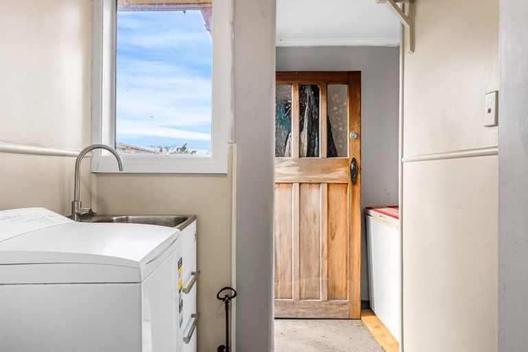 Photo of property in 25 Avro Crescent, Hornby, Christchurch, 8042