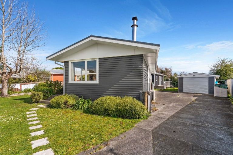 Photo of property in 32 Daniell Street, Solway, Masterton, 5810