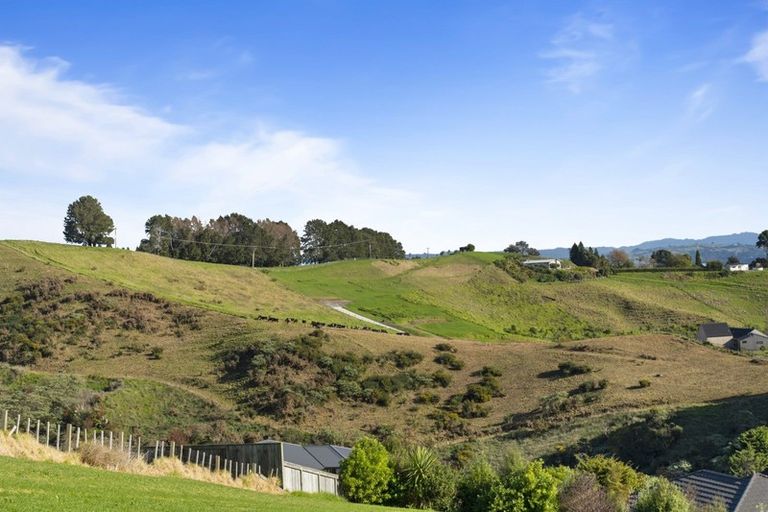 Photo of property in 17 Holcombrooke Lane, Welcome Bay, Tauranga, 3175