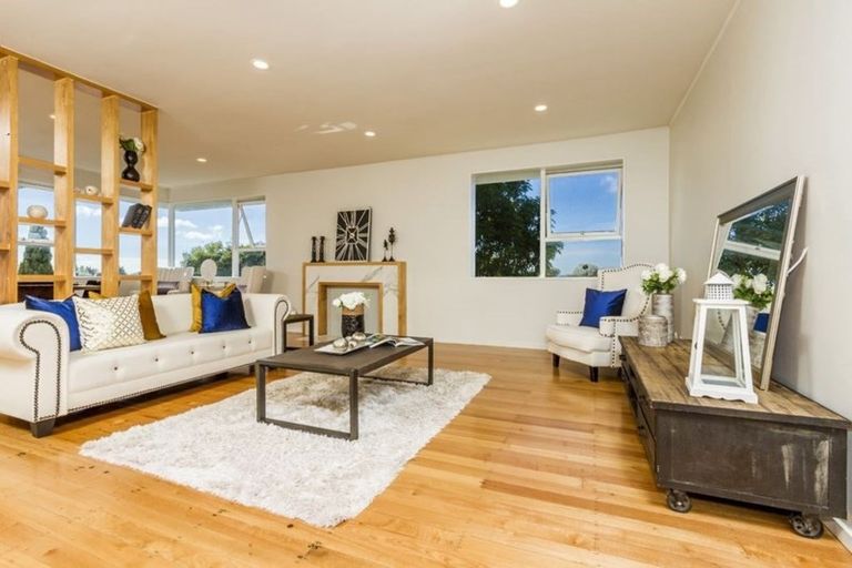 Photo of property in 43 Holland Road, Hillcrest, Auckland, 0627