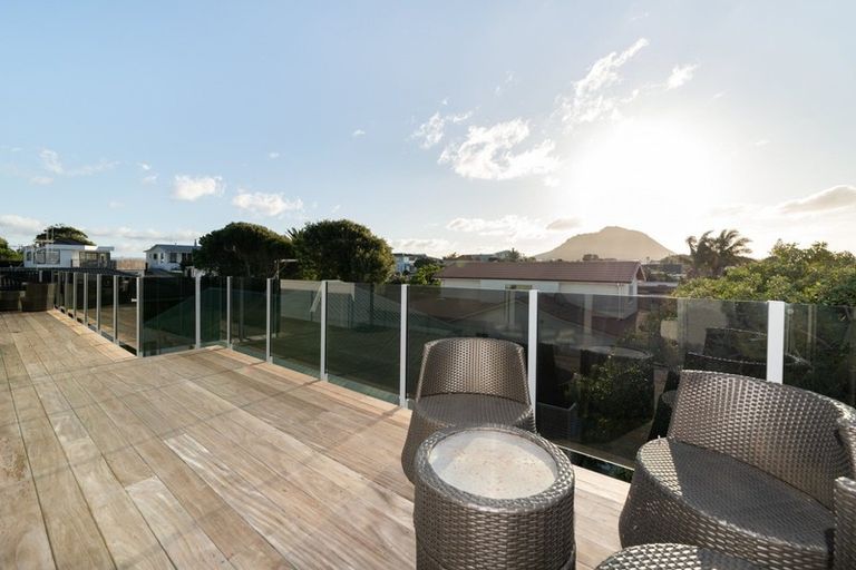 Photo of property in 73 Oceanview Road, Mount Maunganui, 3116
